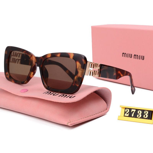 Fashion Hollow Metal Frame Sunglasses