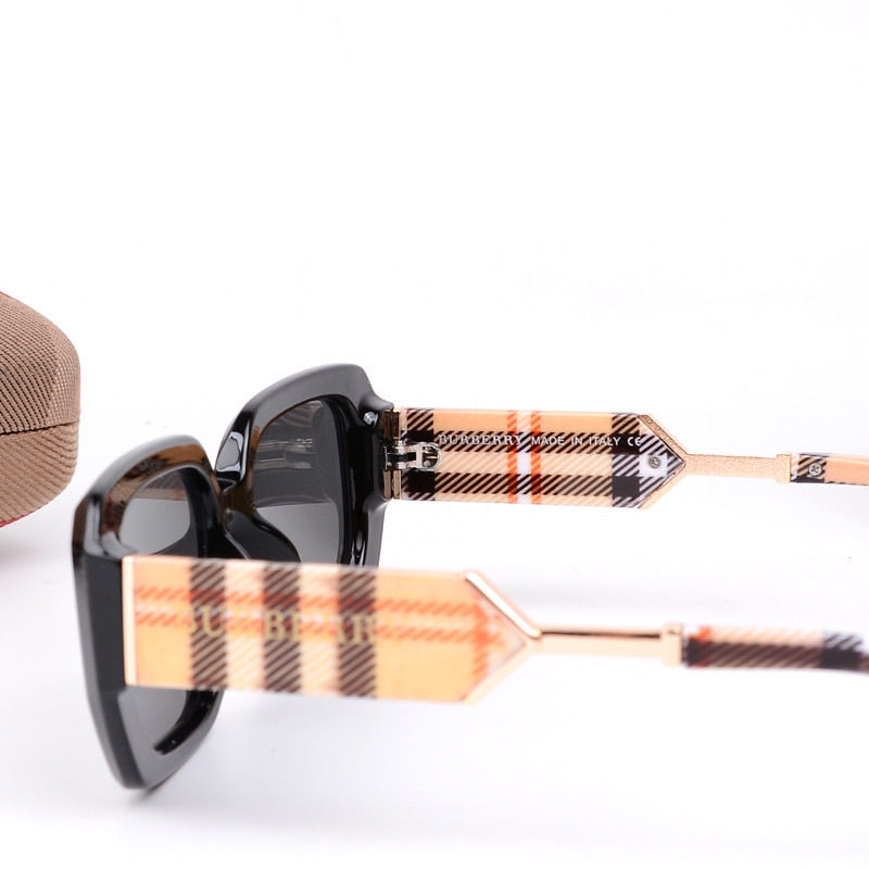 Retro Checkered Polarized Sunglasses