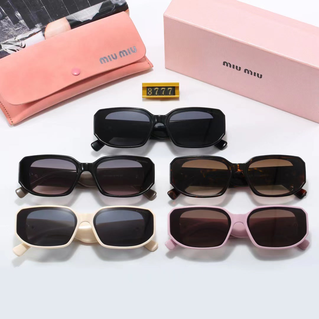 New Square Frame Sunglasses