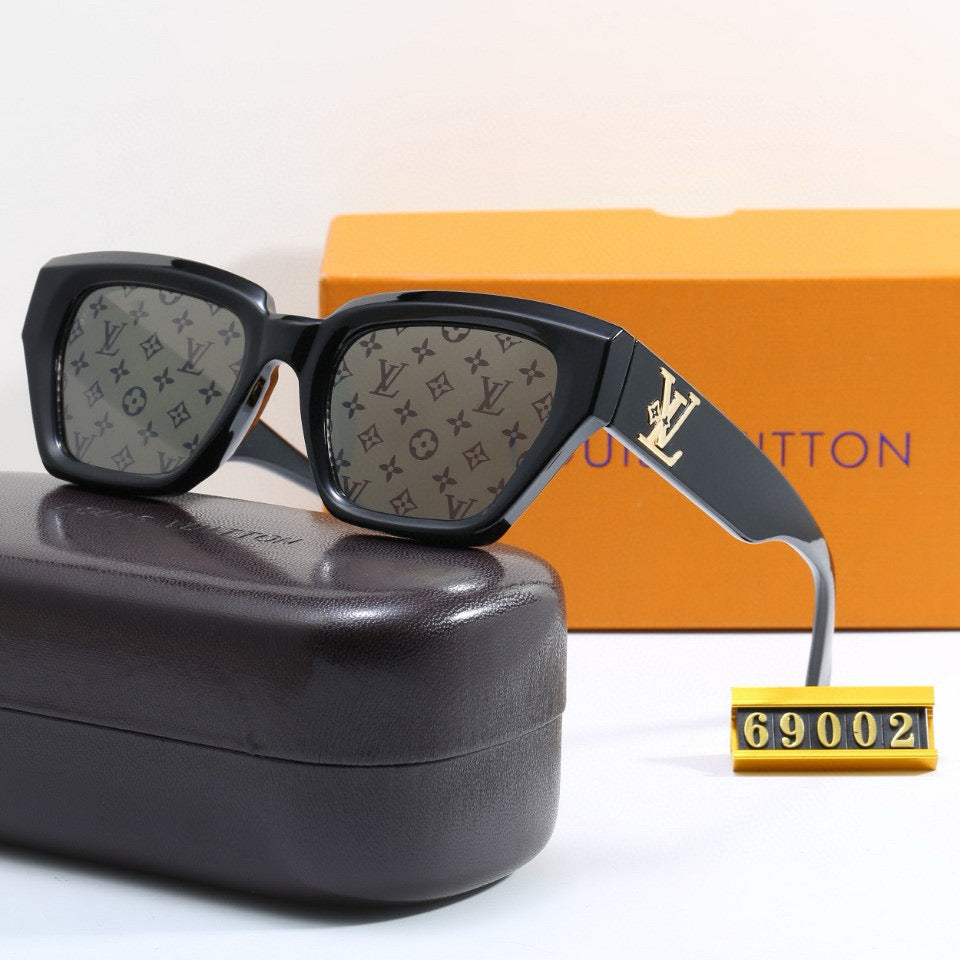 Fashion Retro Embossed Sunglasses