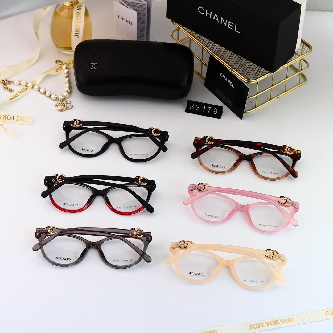 Cat-Eye Diamond Metal Logo Glasses