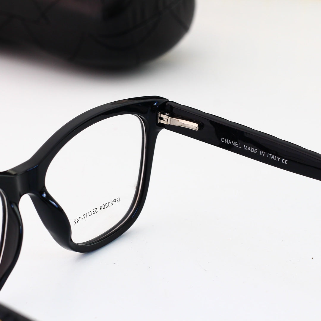 Stylish Metal Frame Glasses