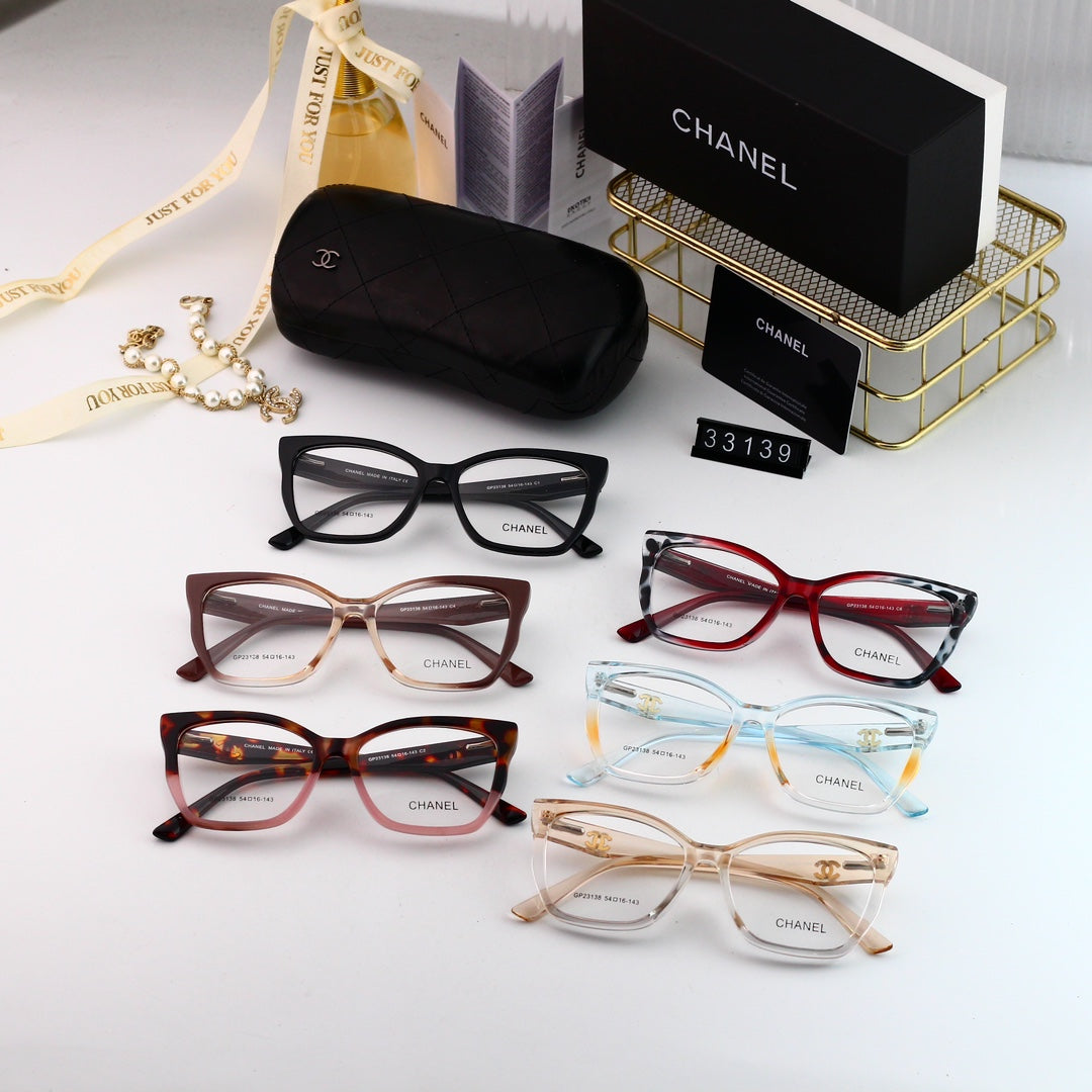 Fashionable Color Matching Glasses