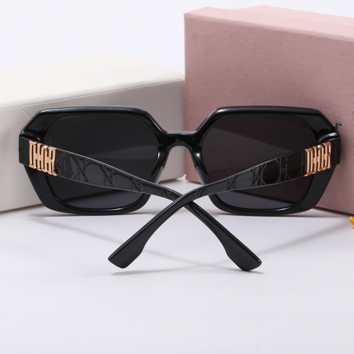 Vintage Embossed Rectangular Sunglasses